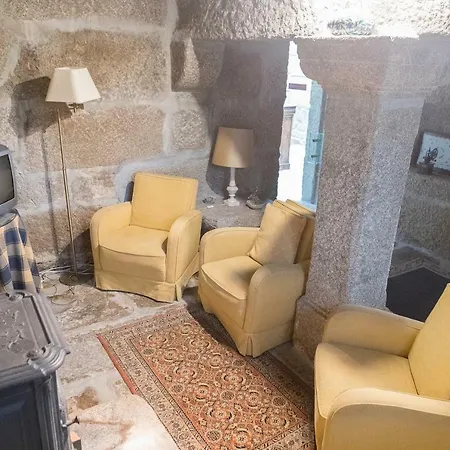 Pinhadouro Valley House Дом отдыха Байан